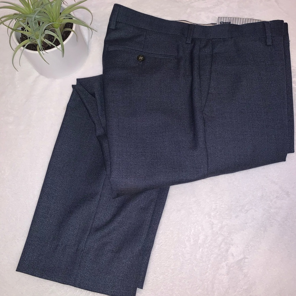 Men’s dress slacks